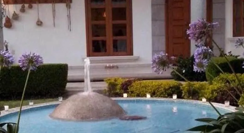 Hotel El Portón - Image 1