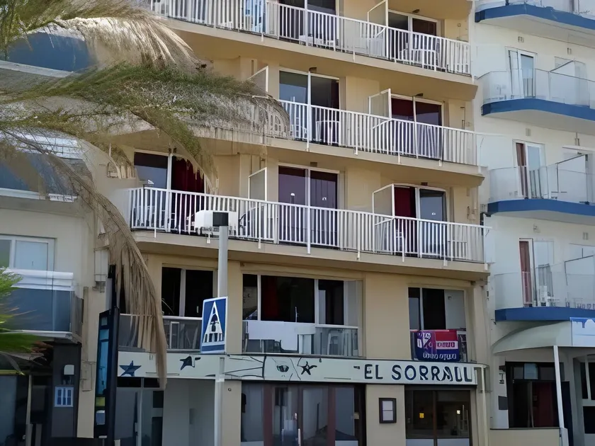 Apartaments El Sorrall - Image 1