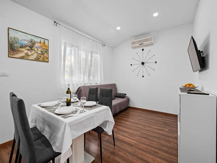 Apartment ART - Image 1