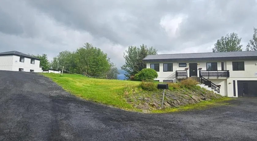 Fellskotshestar Guesthouse - Image 1
