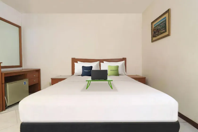Urbanview Mroom PH Kemang - Image 1