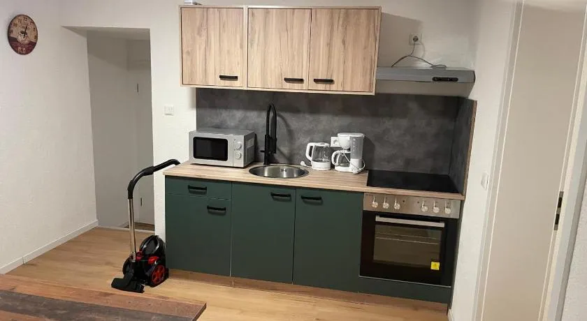 Sehr schöne und Modernisierte Wohnung mit moderne Wohnraumlüftung - Image 1