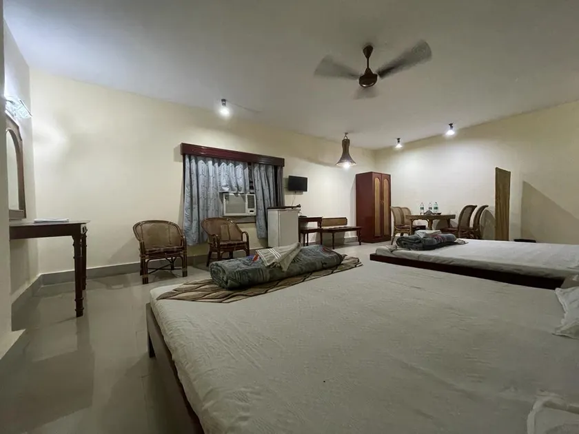Hotel Indsurya - Image 1