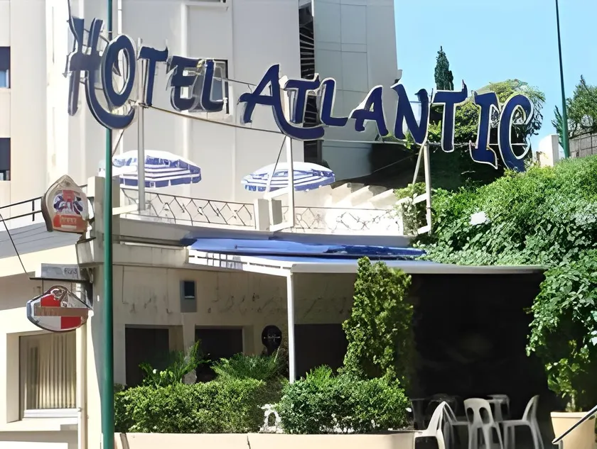 Hôtel Atlantic - Image 1