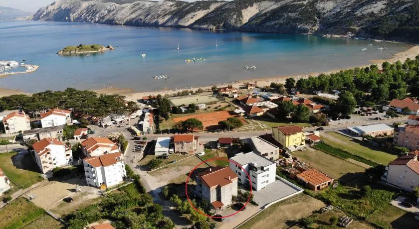 Marin - Image 1