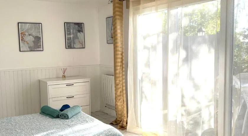 Rosny Sous Bois, appartements au centre ville - Image 1