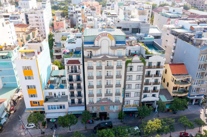 Anh Tuan Hotel - Image 1