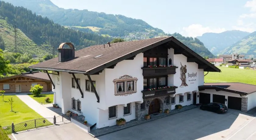 Hotel Garni Jagdhof - Image 1