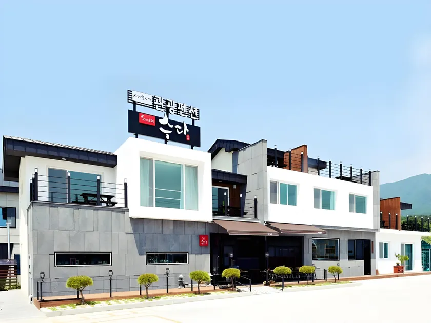 Seorabeol Togi Tourist Pension - Image 1