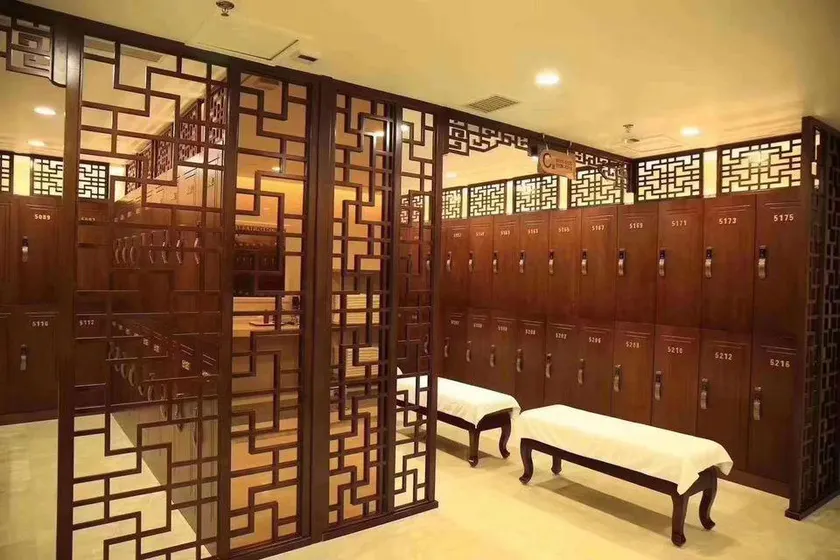 Longwei Holiday Hotel(gaoqu Weihai north railway station store) - Image 1