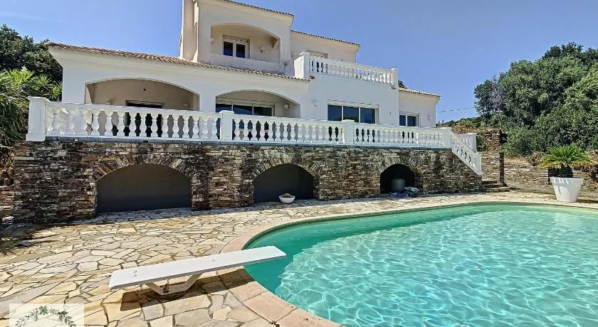 Seaview villa Marlau - Image 1