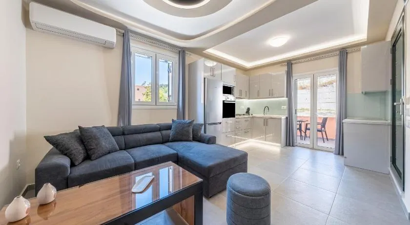 Crystallenia Apartment Sidari - Image 1