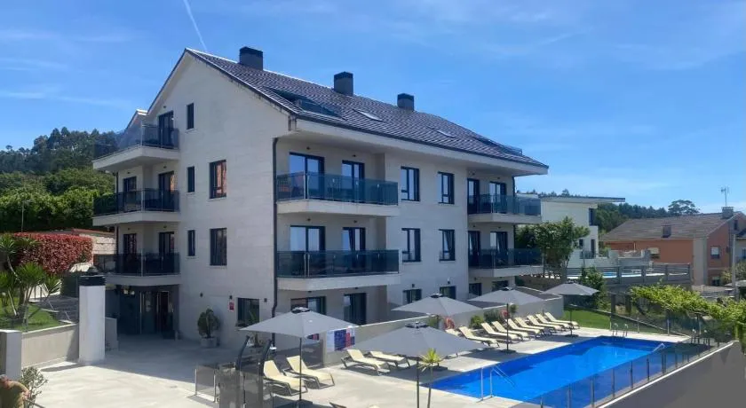 Apartamentos Onzamar - Image 1