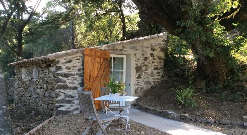 La Petite Bergerie, Les Hautes Roches - Image 1