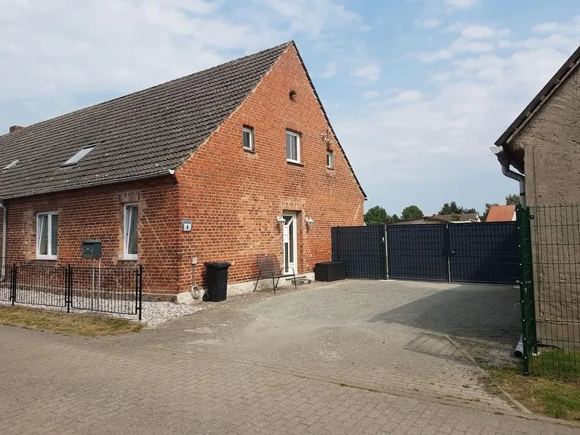Ferienhaus am Dorfteich Gahlkow - Image 1