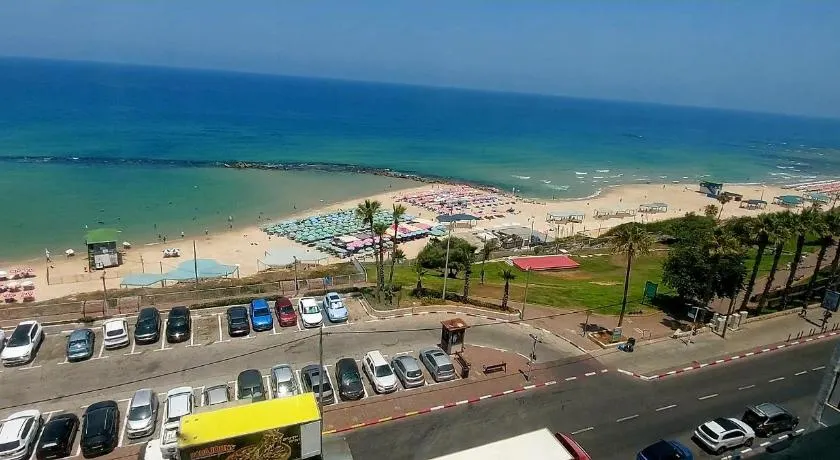612 apartment on the beach - Image 1