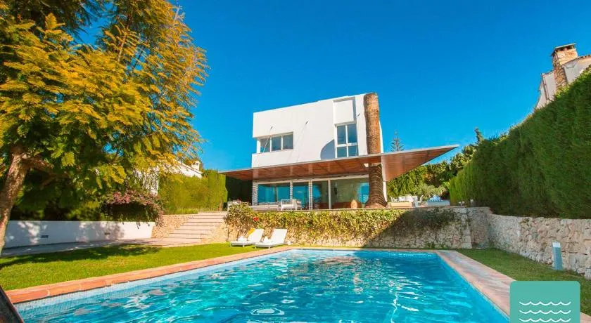Villa 'Traviata' avec vue sur la mer, piscine privée, Wi-Fi et climatisation - Image 1
