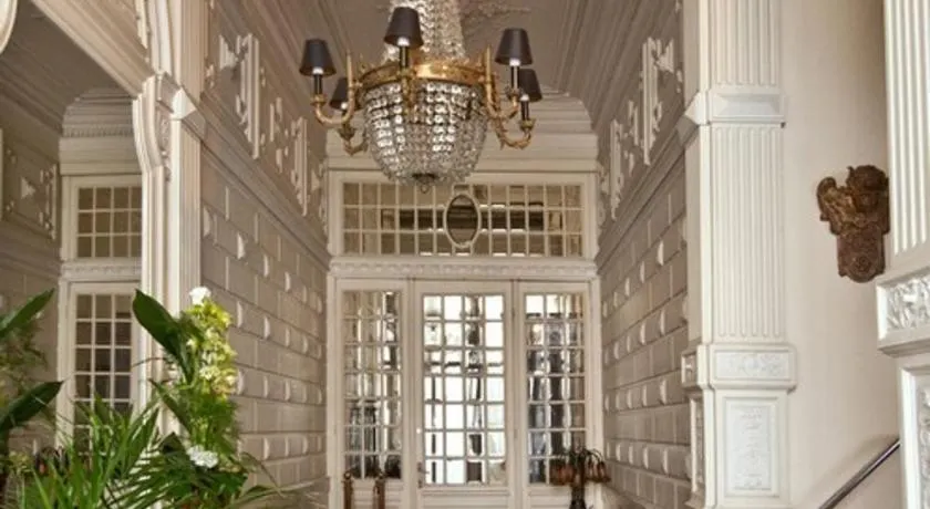 B&B The Baron - Image 1