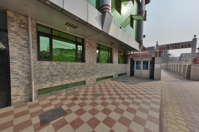 Milad Hotel - Image 1