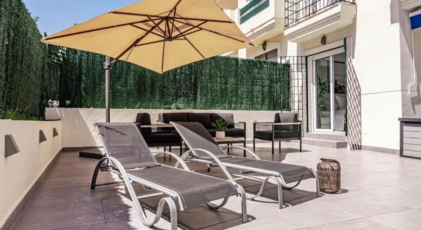 Lcr1- Lovely Ground Floor Apartment, Puerto Banus - Image 1