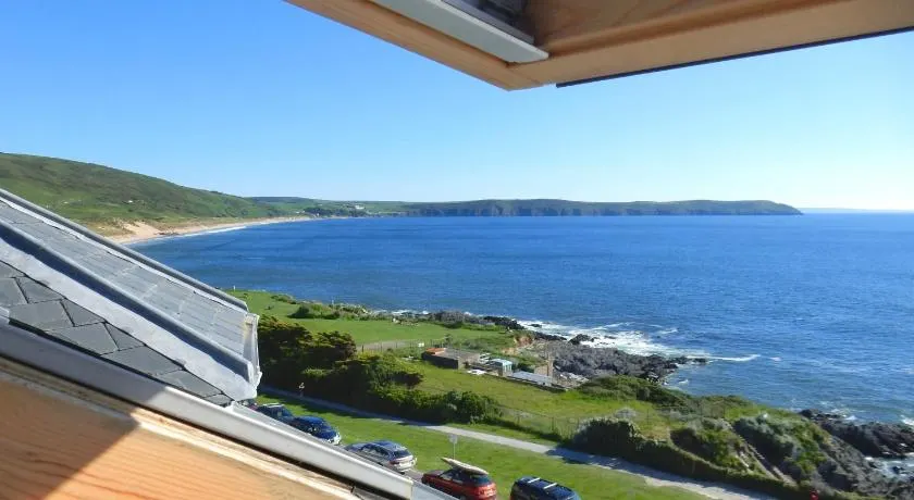 Finest Retreats - Ocean Lookout - Luxury Woolacombe Beach Apartment with Sea Views - Image 1