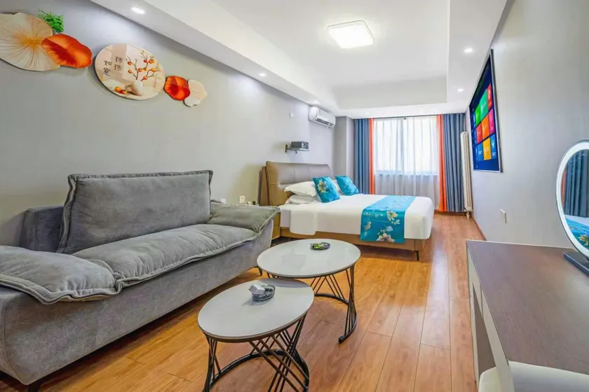 Yueting Lanshe Hotel (Wanda Plaza Branch) - Image 1
