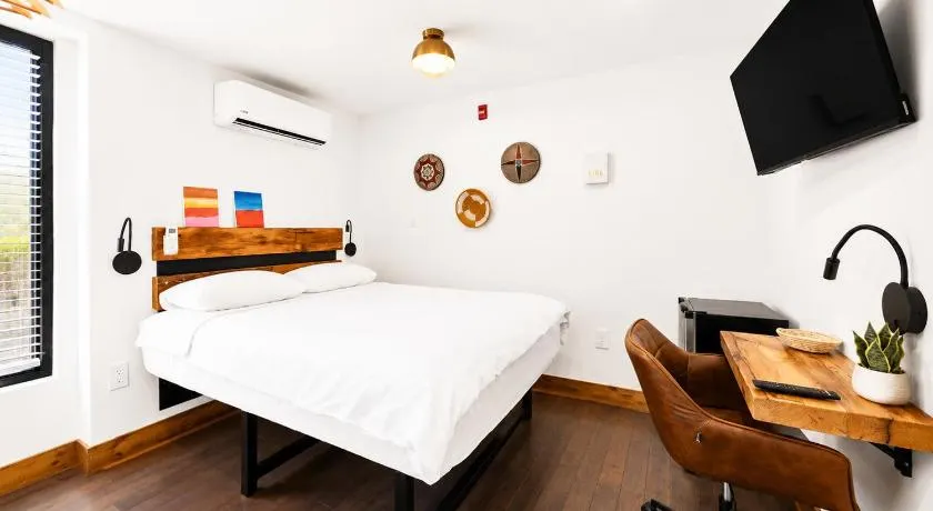 The Velvet ADA Suite Near Philly Events GSS B3 - Image 1