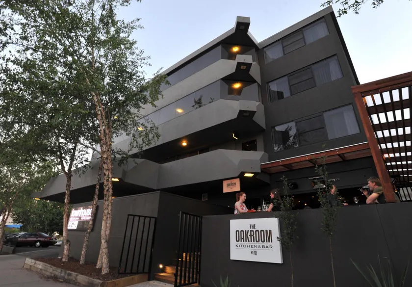 Townhouse Hotel - Image 1