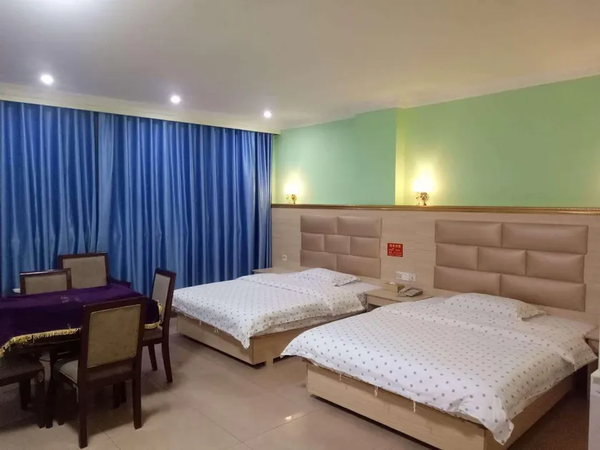 Hengfeng Hotel - Image 1
