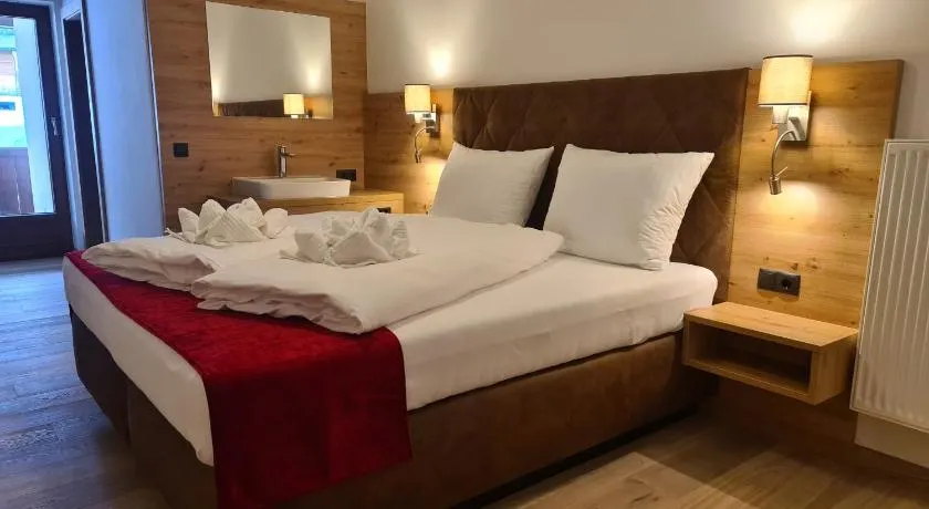 Hotel Alpenhof*** - Image 1