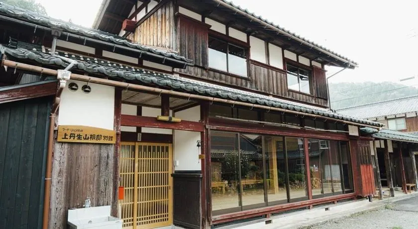 上丹生"かみにゅう"山根邸本館フルリノベーション古民家一棟貸切22名まで - Image 1