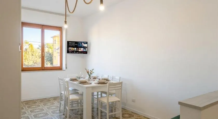 150m from the Sea - AC WiFi Balcony Sleeps 6 - Image 1