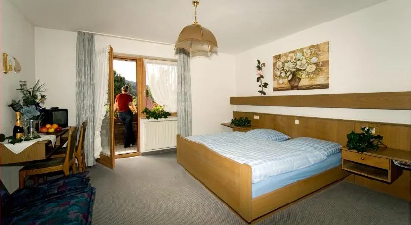 Landhotel Rappenhof - Image 1