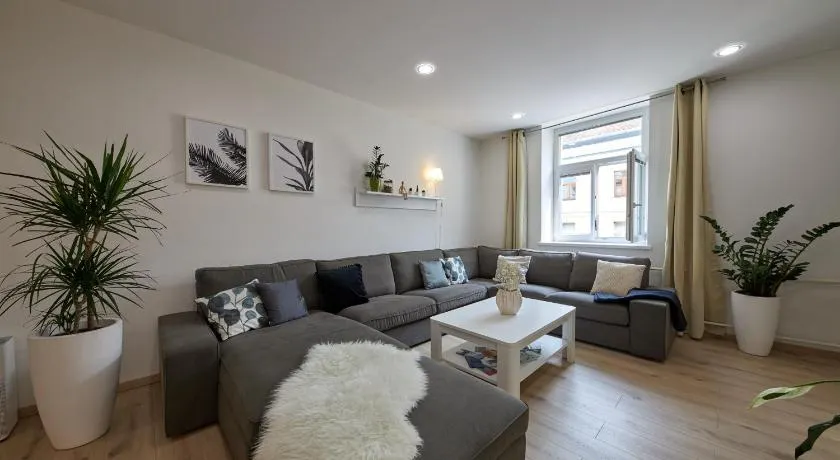 Le Monde Apartment Bratislava - amazing 5BDR in downtown - Image 1