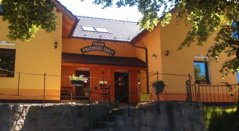 Penzion Pulčínské Skály - Image 1