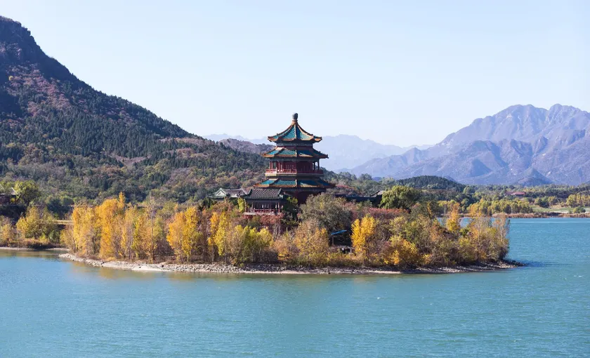 贾府酒店(昌平地铁站鼓楼东街店) - Image 1