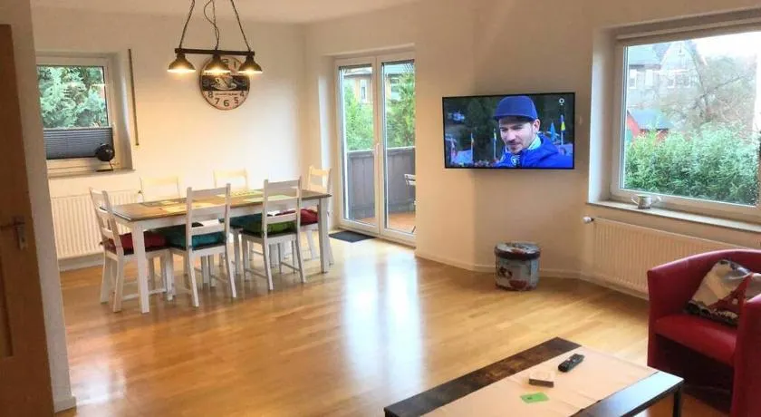 Apartamento exclusivo com jardim em Einbeck, centro! - Image 1