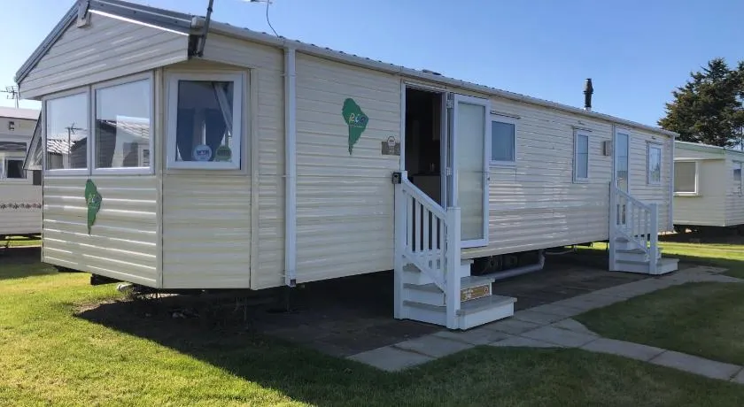 Marine Escapes Rhyl North Wales - Image 1