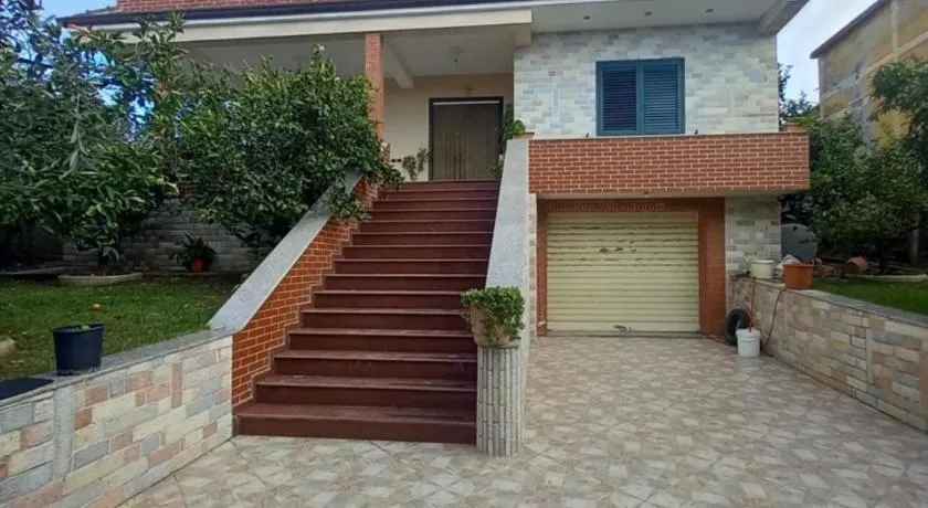 Vila Relax, Manez Durrës - Image 1