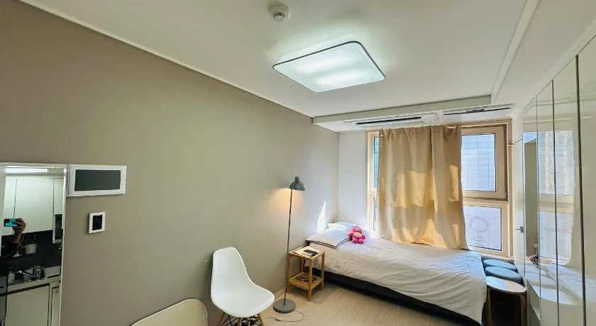 Adams Home Residence Gangnam Comfort Room - Image 1