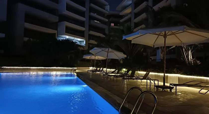 Sheraton Ocean 506 - Without Pool access - Image 1