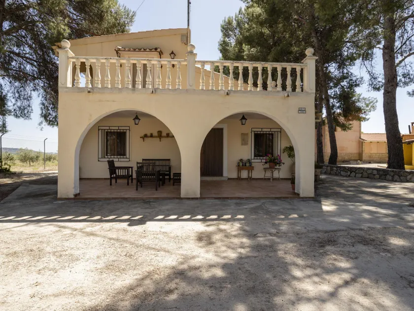 Spacious Cottage in Moratalla with Swimming Pool - Image 1
