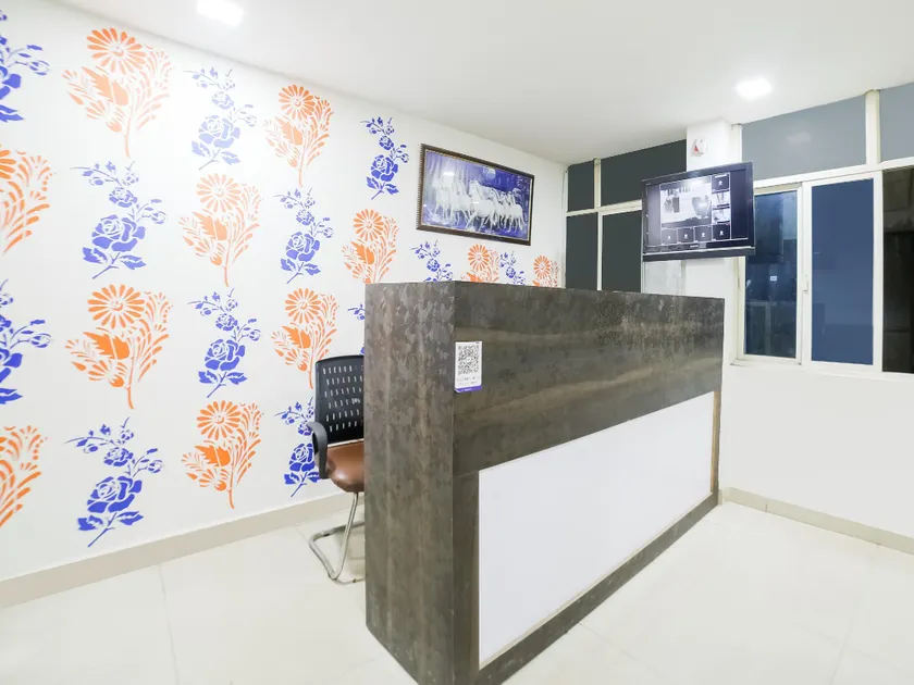 Hotel O by OYO My Comfortable - Image 1