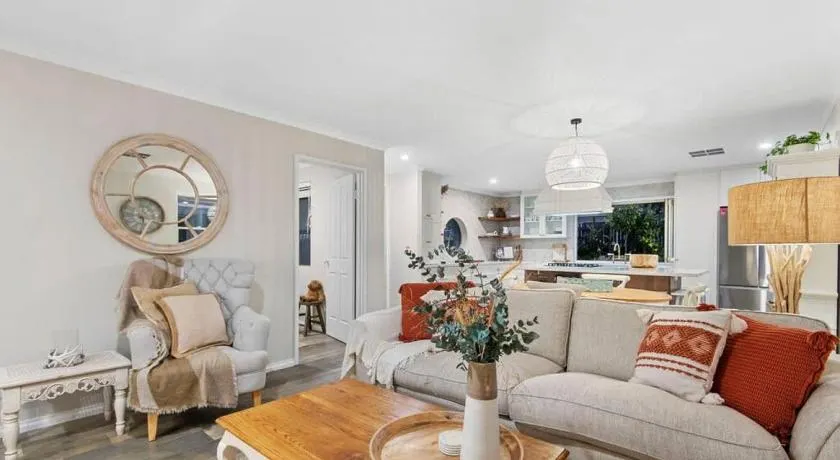 Coastal Retreat Modern Home in Scarborough - Image 1