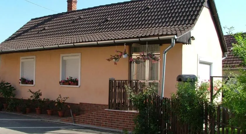 Kovács Vendégház - Image 1