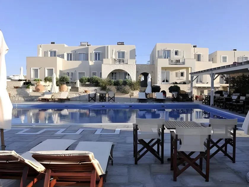 Kallisti Paros - Image 1