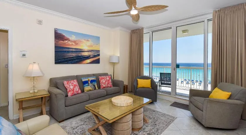 Silver Beach Towers W504 - Image 1