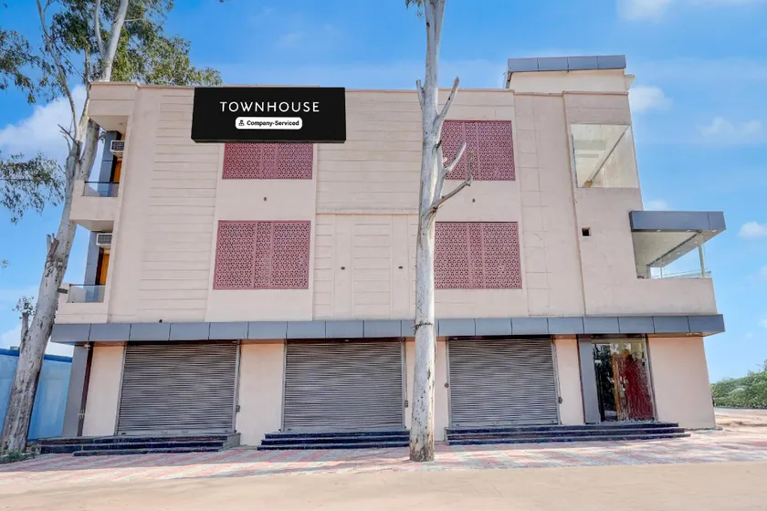 Super Townhouse Roorkee Bypass - Image 1