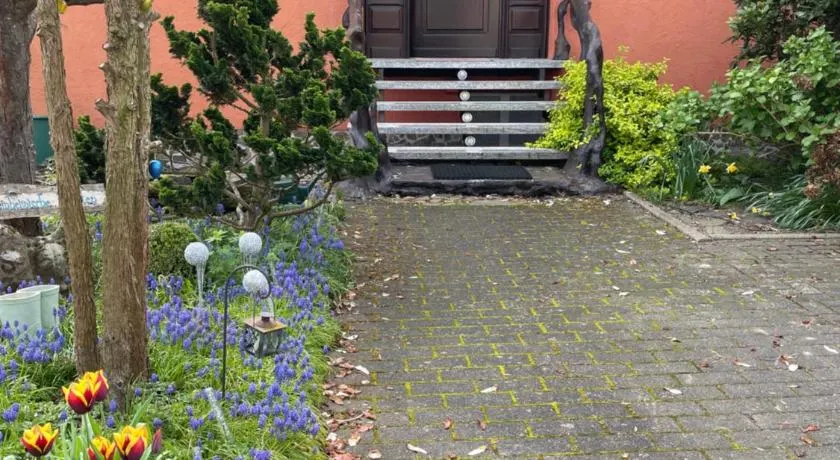 Farben Haus - Image 1