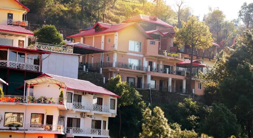 Peaceful Cozy 6 BR Villa in Chail with BBQ Bonfire - Image 1